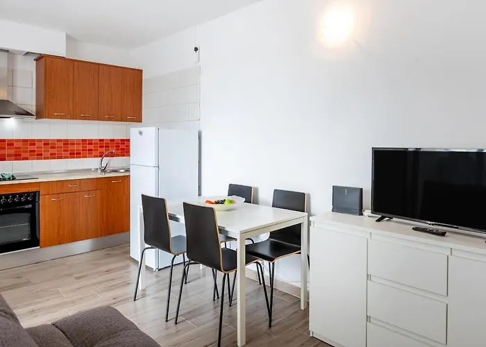 Апартаменты Frontera Primavera 82 Коста-дель-Силенцио