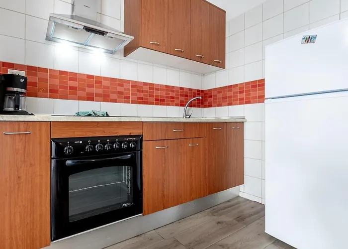 Frontera Primavera 82 아파트